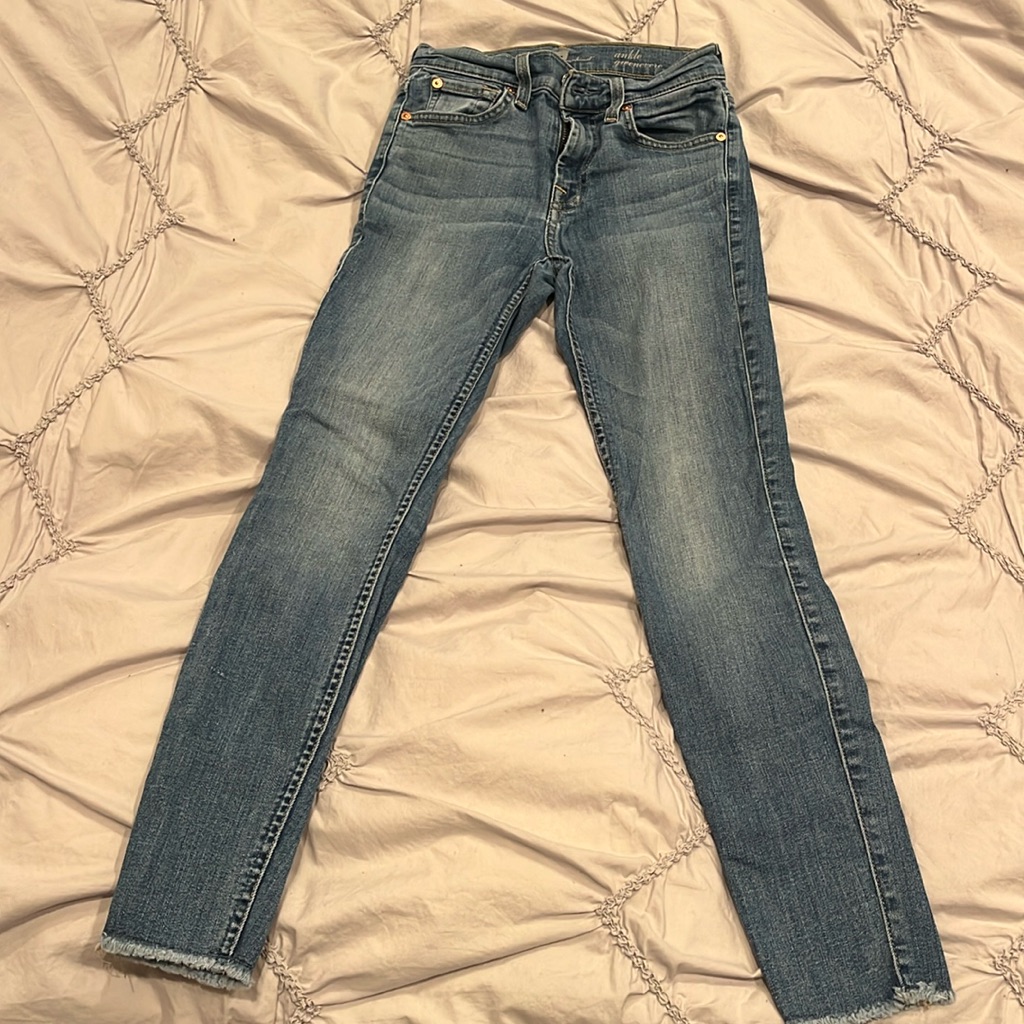 7 For All Mankind Ankle Gwenevere Size 24